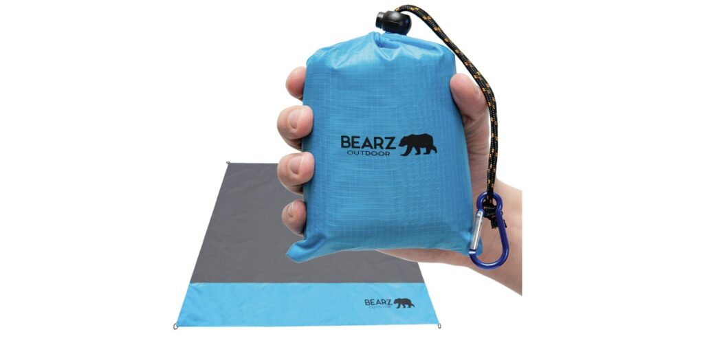 BEARZ Outdoor Pocket Blanket